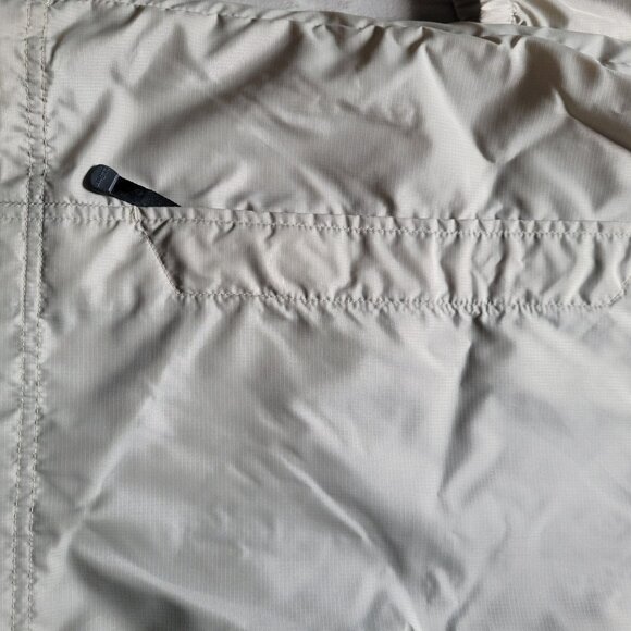 L.L. Bean Mens XL Reg Beige Nylon Jacket - Picture 5 of 9